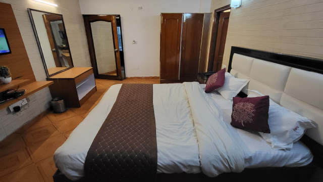 deluxe hotel rooms in Mussoorie
